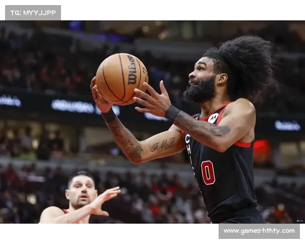 科比·怀特脚踝扭伤每日观察，公牛后场轮换吃紧