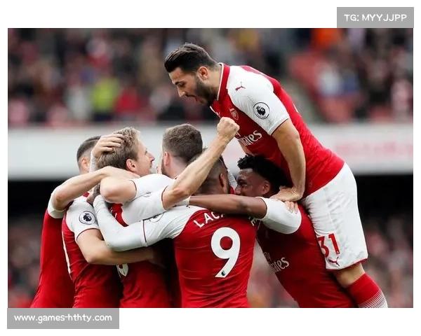 莱比锡红牛对阵多特蒙德，福斯贝里第73分钟铲射扳回一城